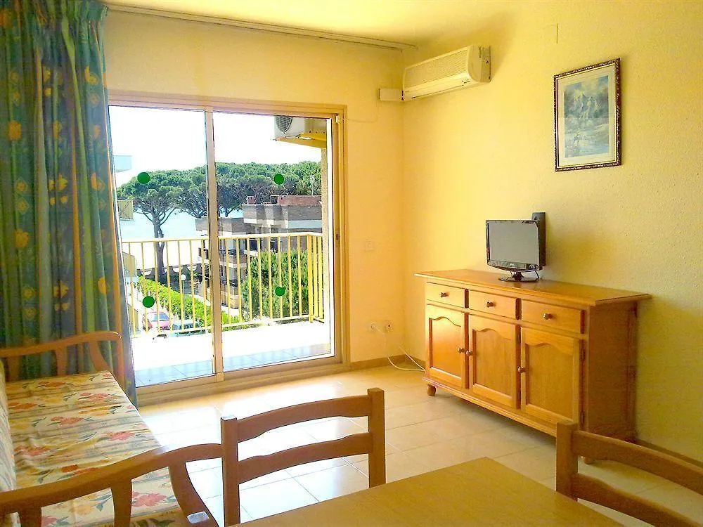 Rentalmar Pins Marina Cambrils Apartment