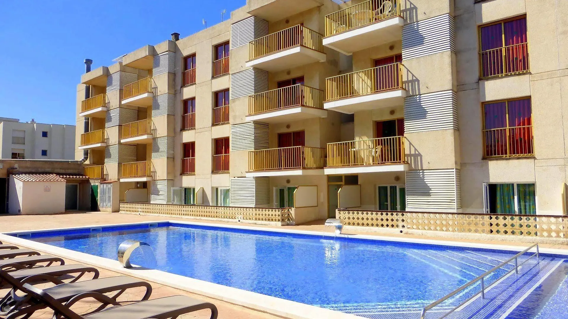 Rentalmar Pins Marina Cambrils Apartment